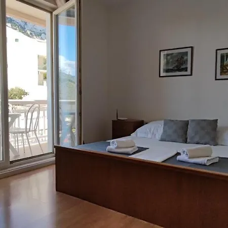 Kresho Apartment